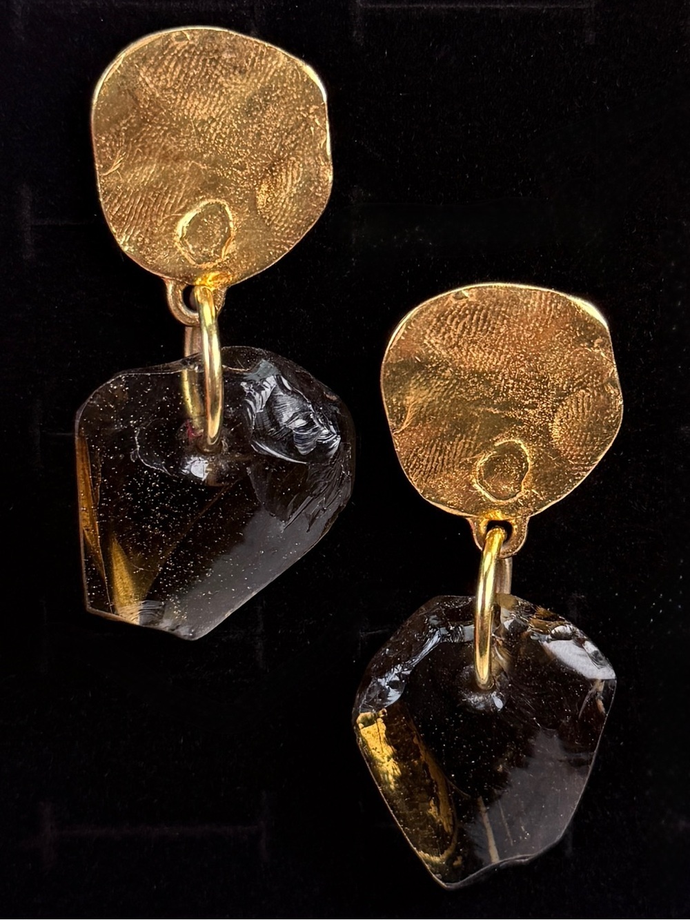 Vintage brushed Goldtone and brown weighted clip on Earrings